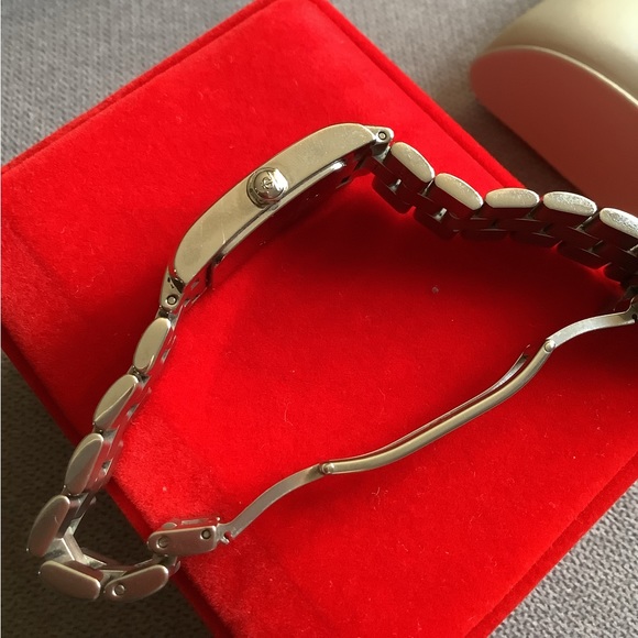 Ladies BAUME&MERCIER HAMPTON stainless steel watch 🔥🔥 - Picture 7 of 13